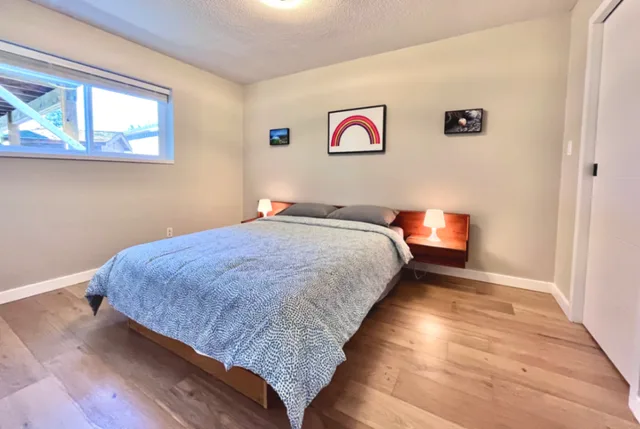 2 bedroom suite 400m from Lions Gate Hospital
